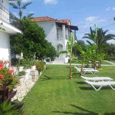 Aparthotel Akropolis