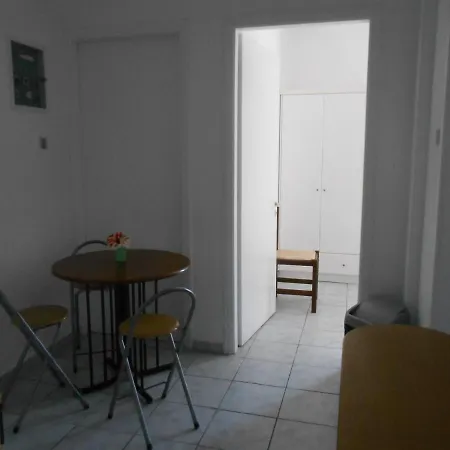Akropolis Aparthotel