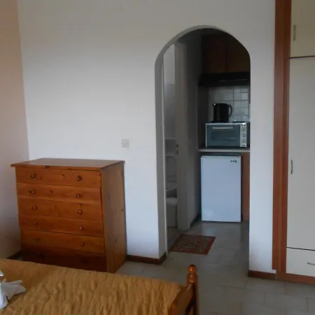 Akropolis Aparthotel Laganas