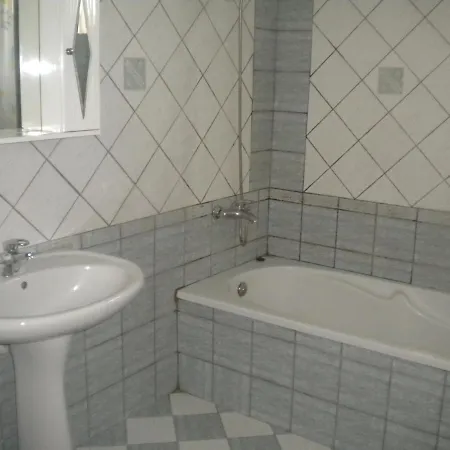 Aparthotel Akropolis