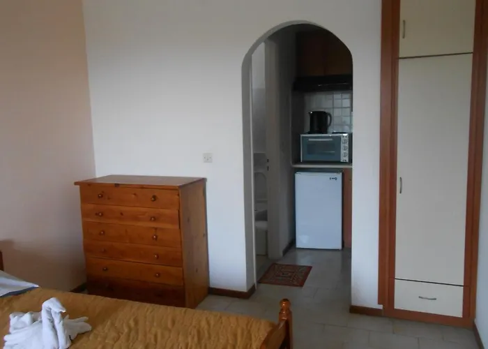 Akropolis Aparthotel Laganas