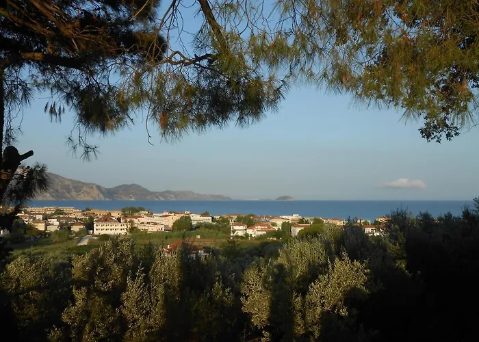 Hotel apartamentowy Akropolis